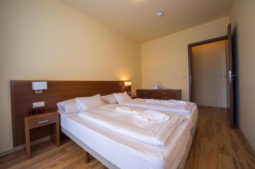 Kehida Family Resort Kehidakustany Bagian luar foto