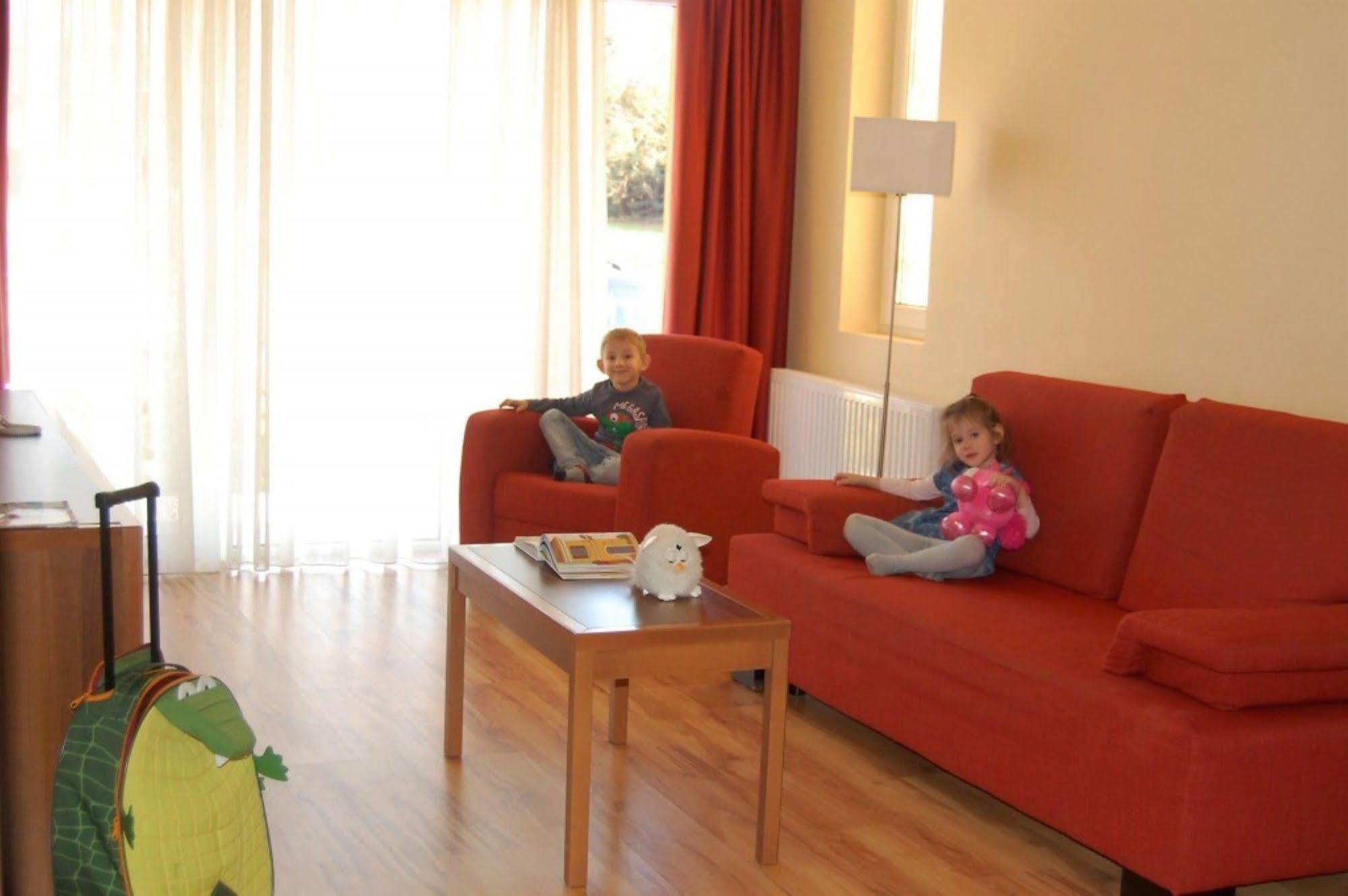 Kehida Family Resort Kehidakustany Bagian luar foto